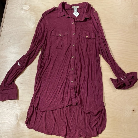 Love Potion Blouse Hi/Lo Hem Size Large (JM) - Picture 4 of 12